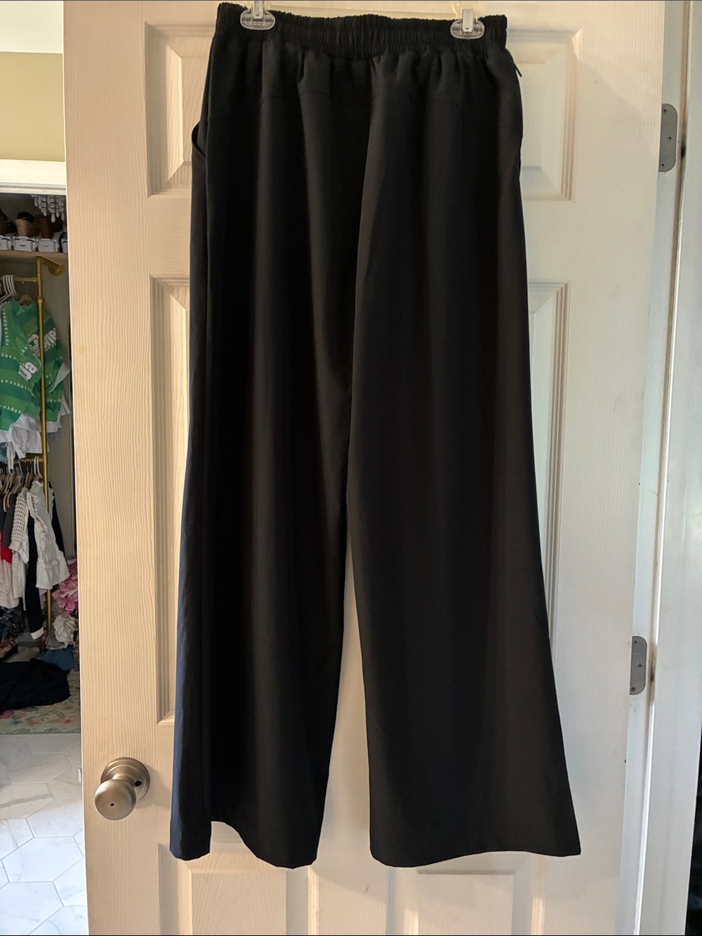 Fabletics Black Downtown Wide Leg Pants - Picture 4 of 5